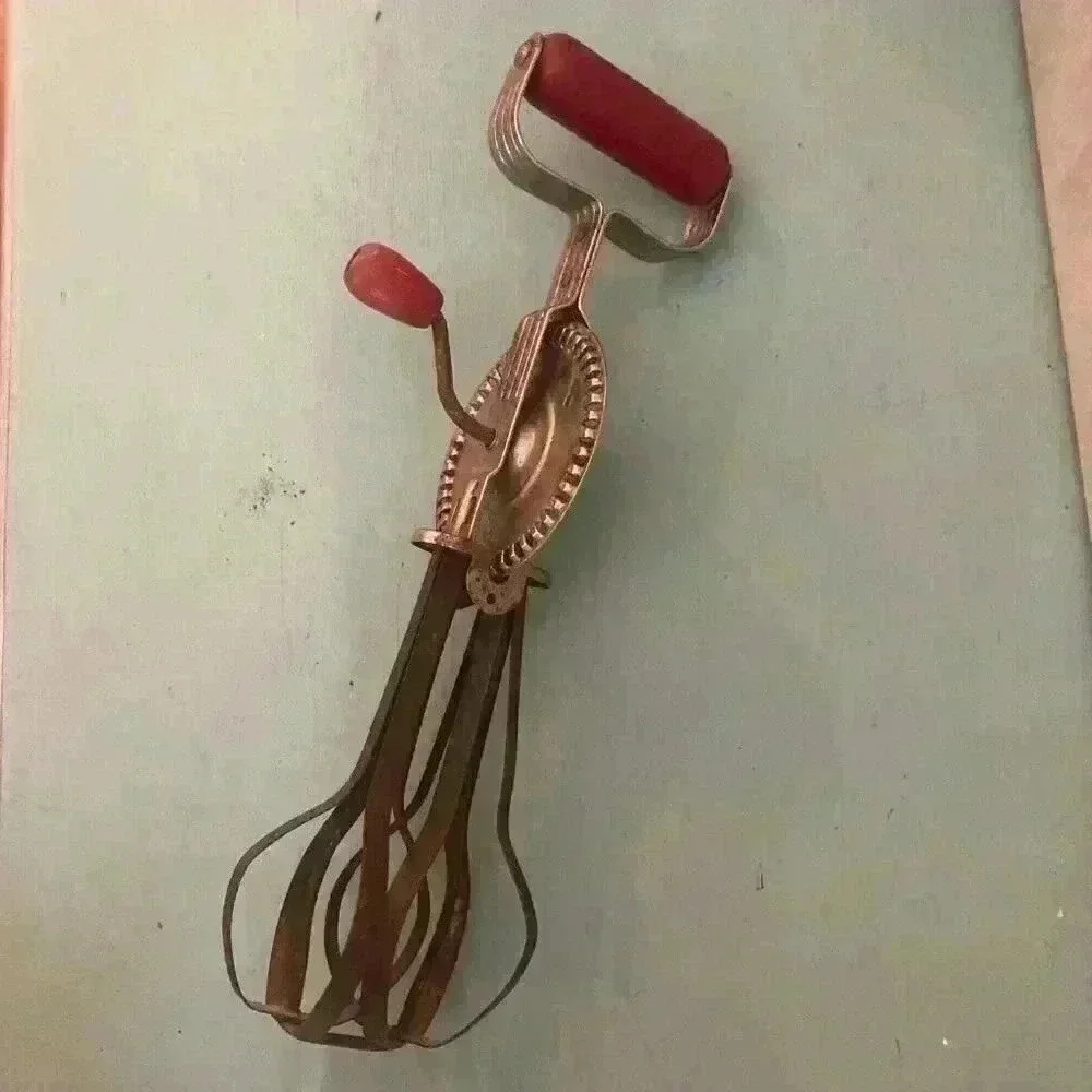 Antique Manual Hand Mixer Egg Beater Cake Mixer Farmhouse Decor Prairie Cottage